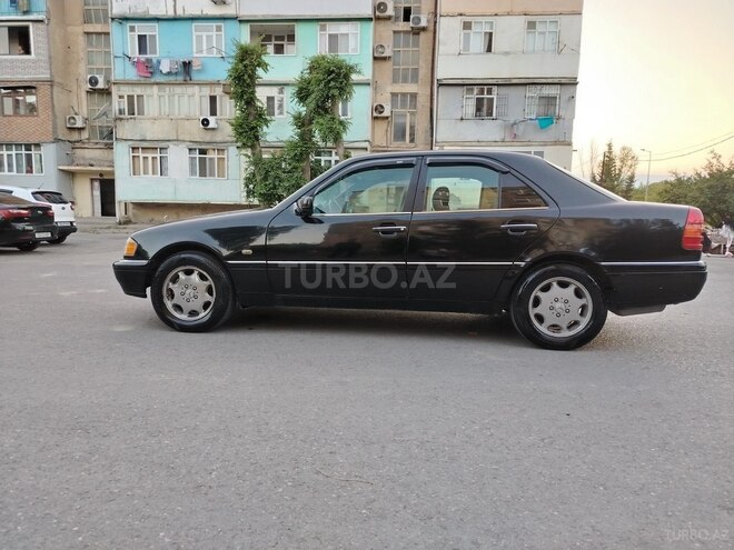 Mercedes C 220-9