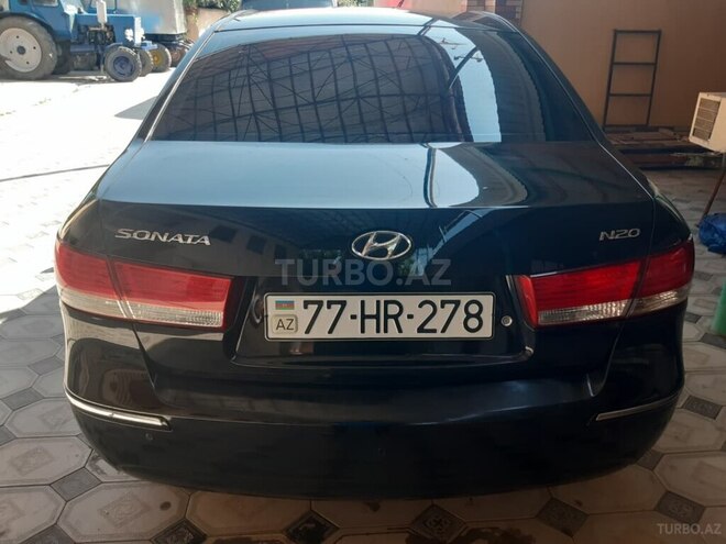 Hyundai Sonata-2