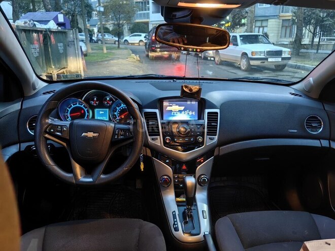 Chevrolet Cruze-3