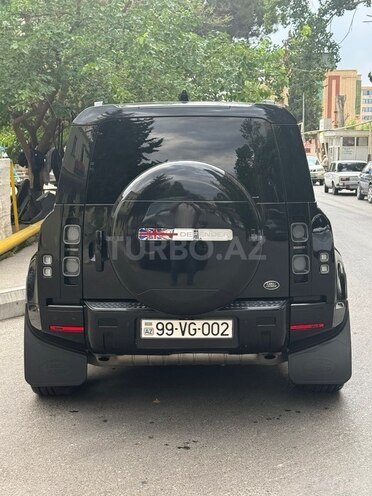 Land Rover Defender-4