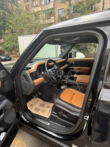 Land Rover Defender-14