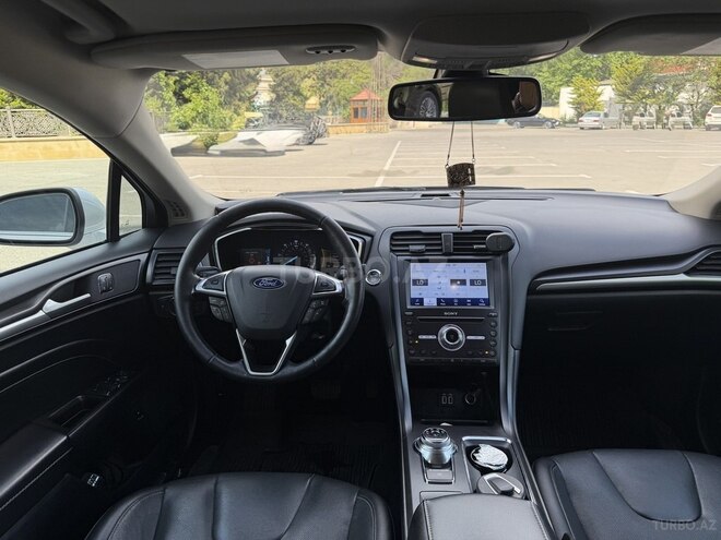 Ford Fusion (North America)-13