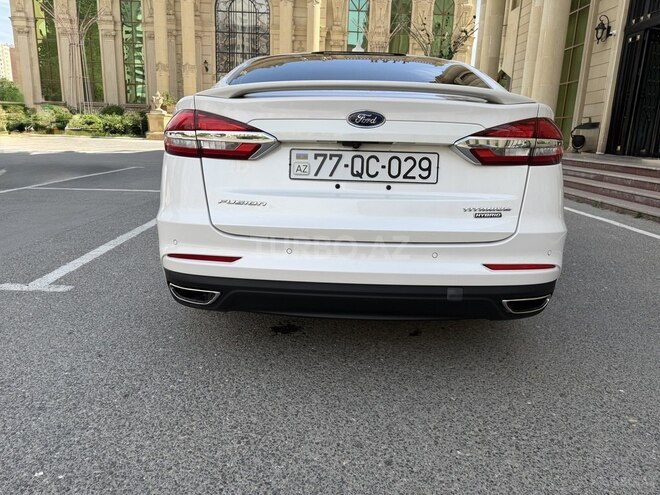 Ford Fusion (North America)-11