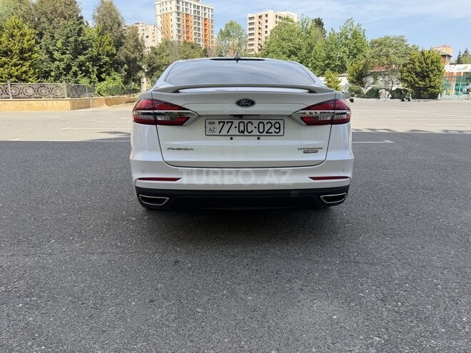 Ford Fusion (North America)-6