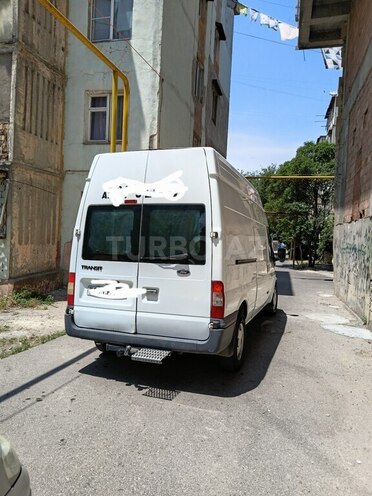 Ford Transit-2