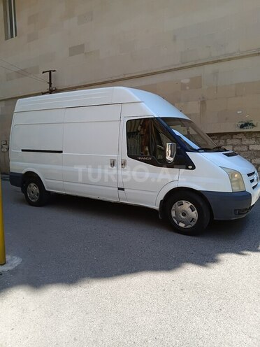 Ford Transit-18
