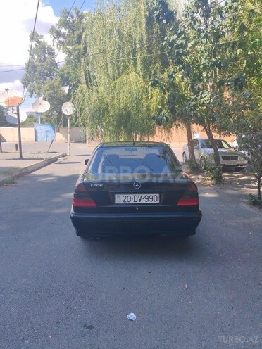 Mercedes C 200-2