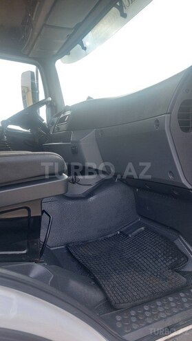 Mercedes Axor 1829-5