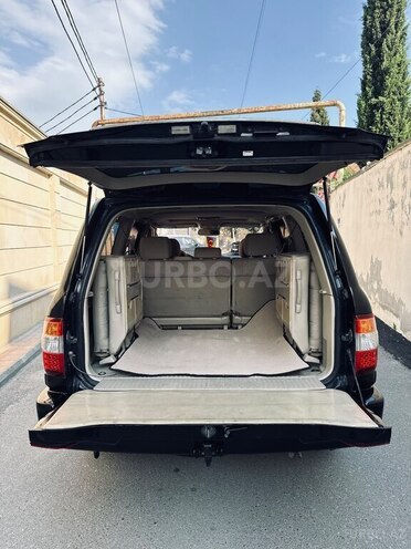 Toyota Land Cruiser-5