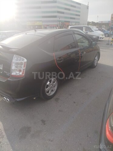 Toyota Prius-3