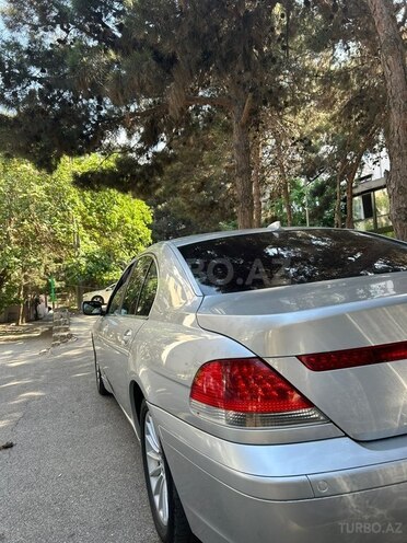 BMW 735-2