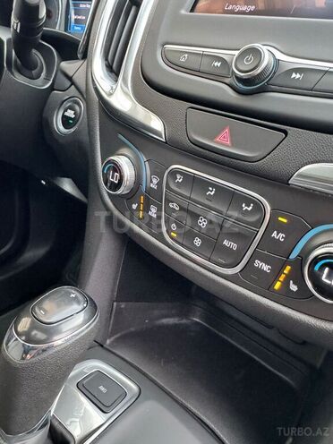 Chevrolet Equinox-12