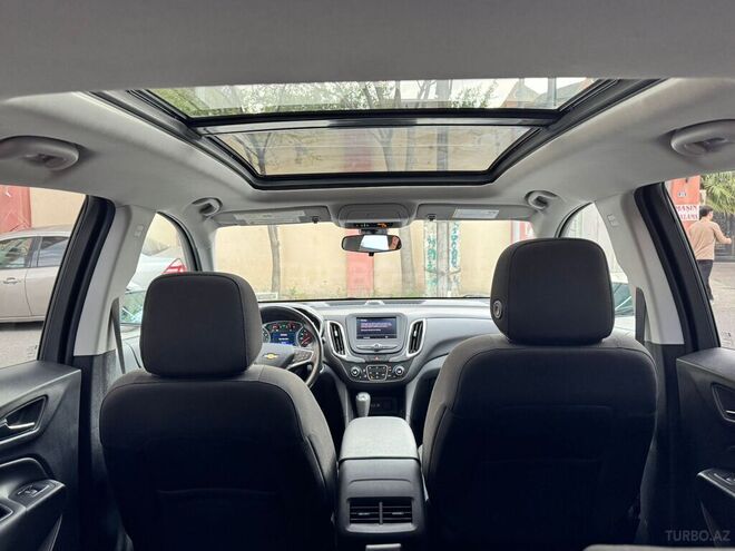 Chevrolet Equinox-7