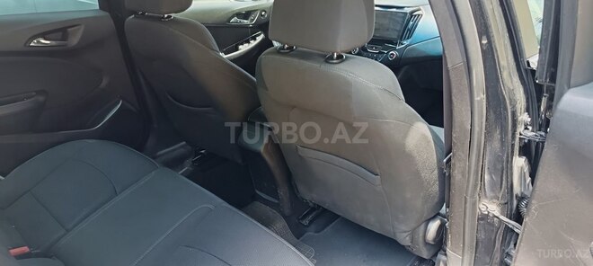 Chevrolet Cruze-5