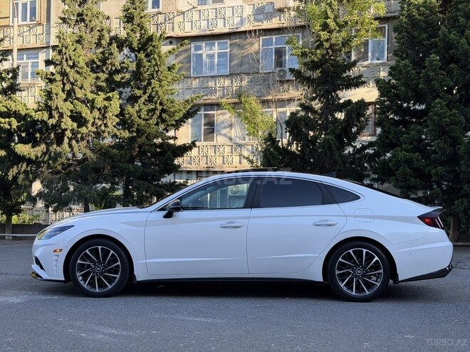Hyundai Sonata-6