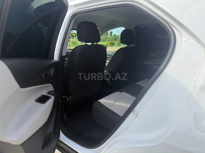 Chevrolet Equinox-12