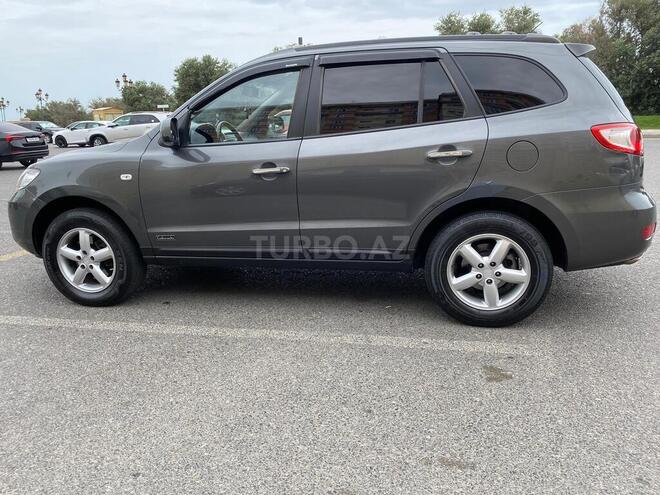Hyundai Santa Fe-19