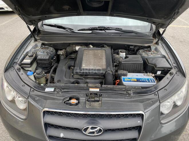 Hyundai Santa Fe-11