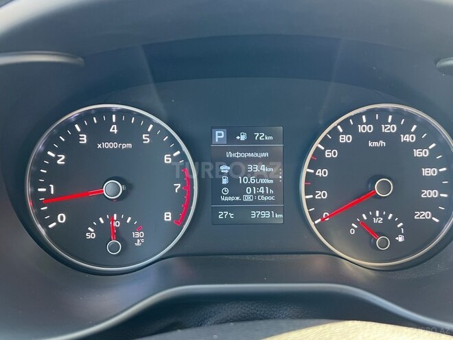 Kia Rio X-Line-8