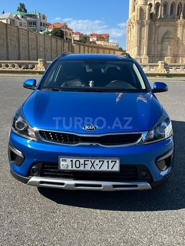 Kia Rio X-Line-2