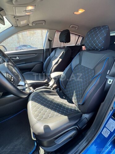 Kia Rio X-Line-14