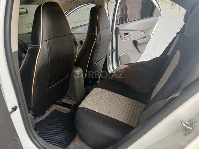Chevrolet Cobalt-9