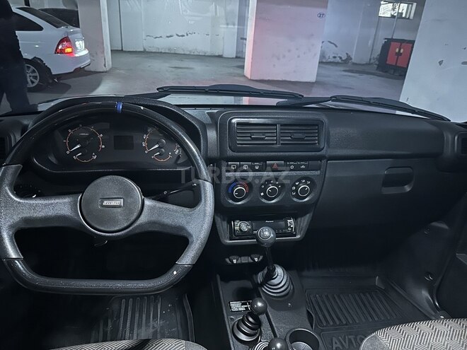 LADA (VAZ) Niva-12