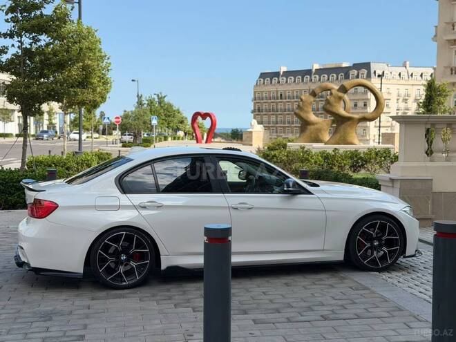 BMW 320-4