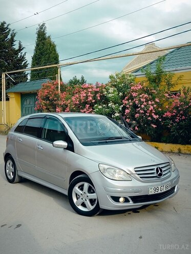 Mercedes B 170-5