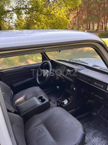 LADA (VAZ) 2107-4