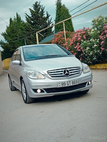Mercedes B 170-3
