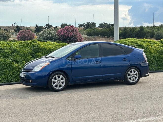 Toyota Prius-3