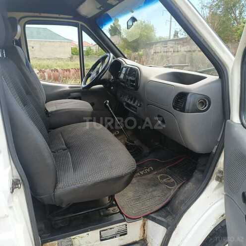 Ford Transit-5