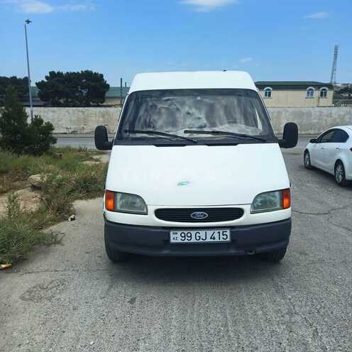 Ford Transit-1