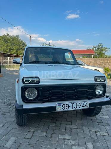 LADA (VAZ) Niva-13