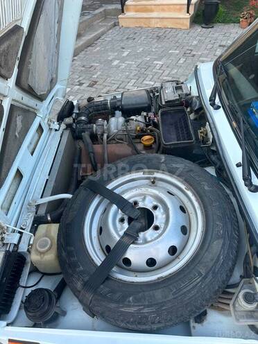 LADA (VAZ) Niva-16