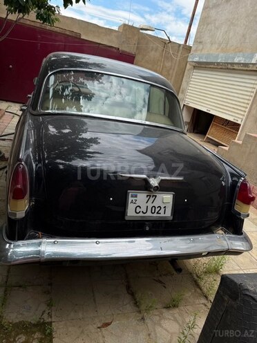 GAZ 21 "Volga"-4