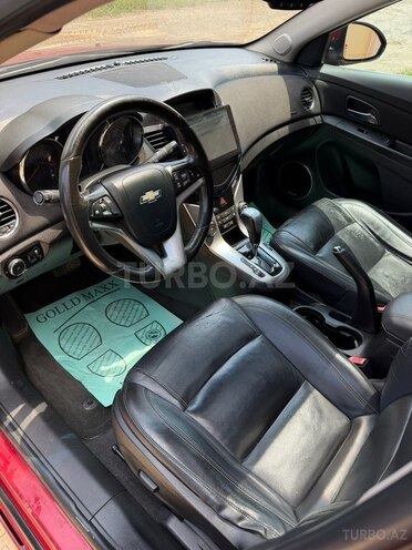 Chevrolet Cruze-9