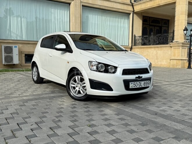 Chevrolet Aveo-8