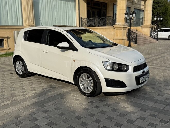 Chevrolet Aveo-6