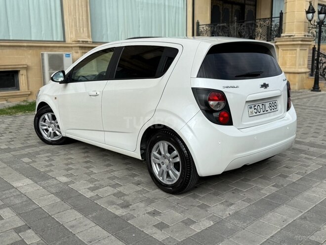 Chevrolet Aveo-15