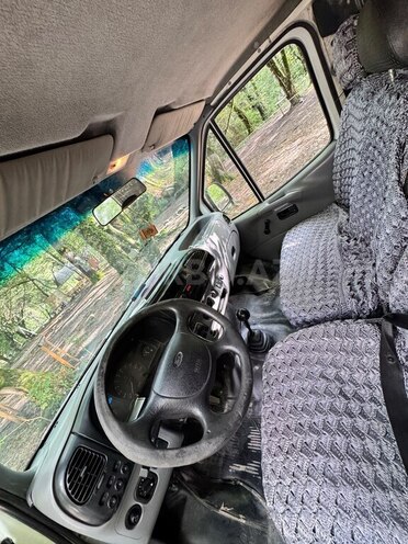 Ford Transit-11