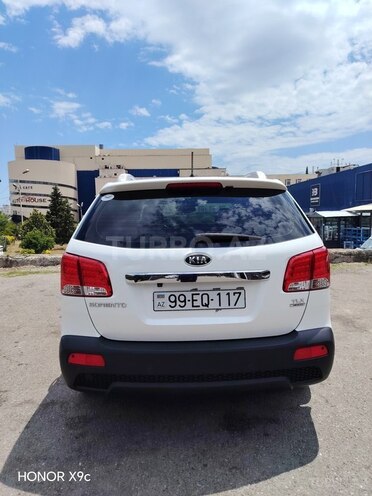 Kia Sorento-11
