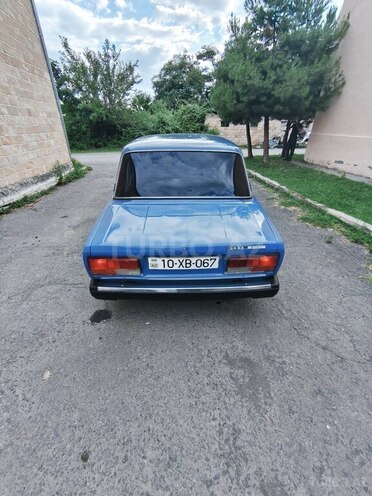 LADA (VAZ) 2107-2