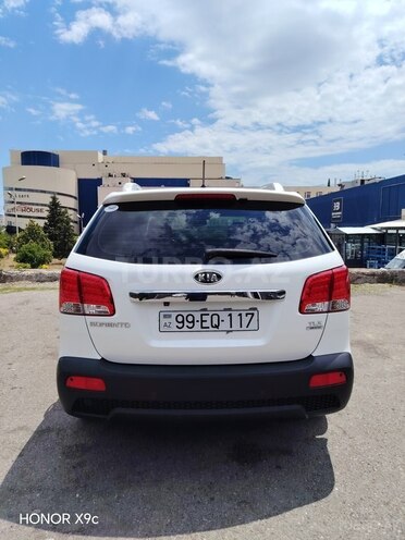 Kia Sorento-2