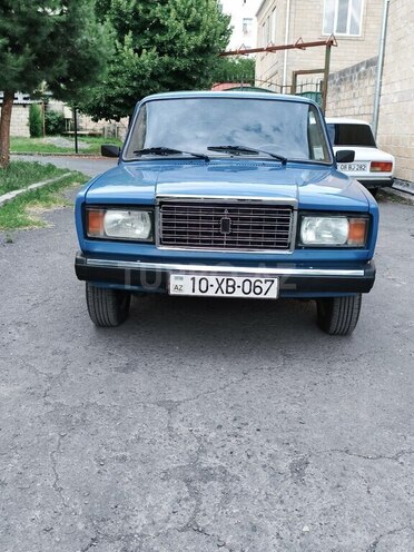 LADA (VAZ) 2107-1