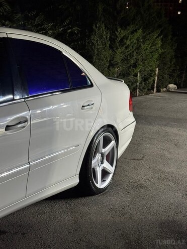 Mercedes E 350-16