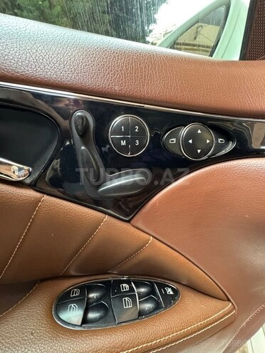 Mercedes E 350-12