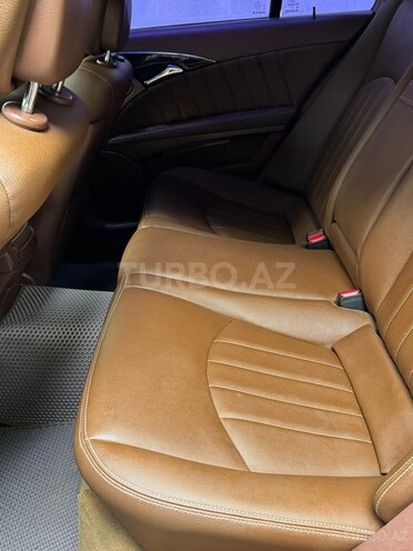 Mercedes E 350-18