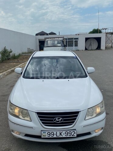 Hyundai Sonata-2